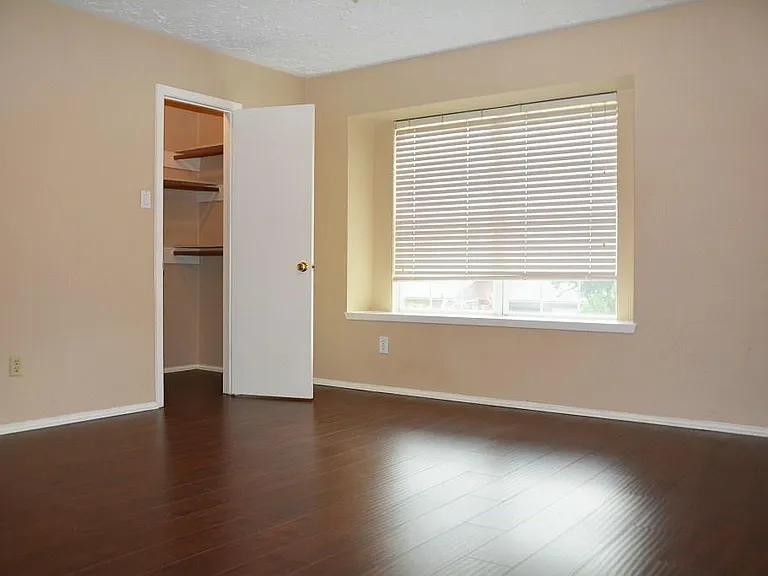 3703 Embarcadero Dr — Photo 18