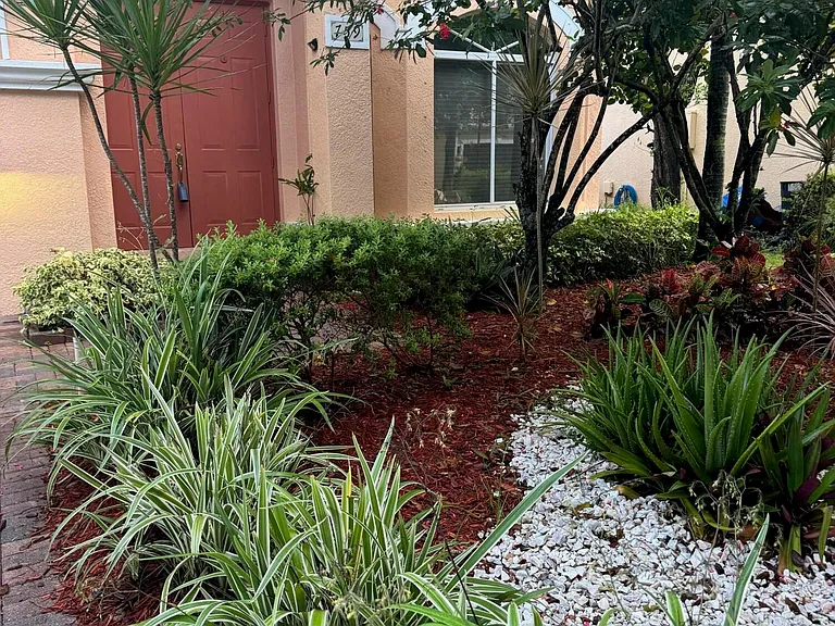 759 Gazetta Way — Photo 4