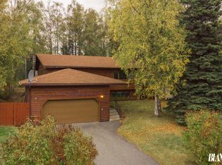 611 High View Dr, Anchorage, AK 99515