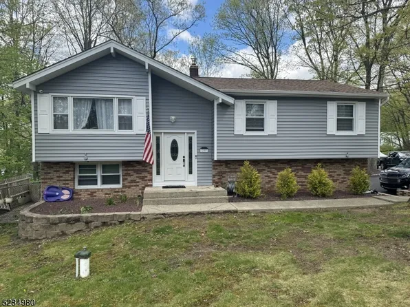 107 Conklin Ave, Hopatcong Boro, NJ 07874