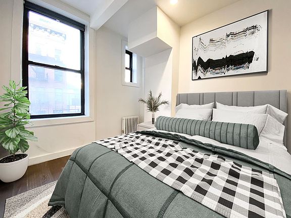 2nd image of 406 W 39th St APT 3