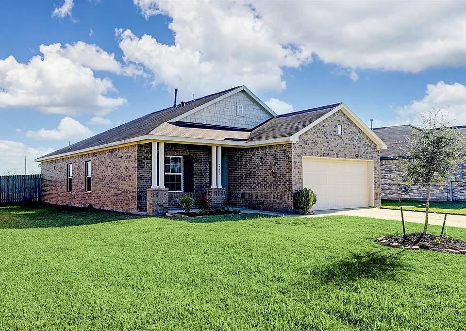 1st image of 2210 Emerald Ln