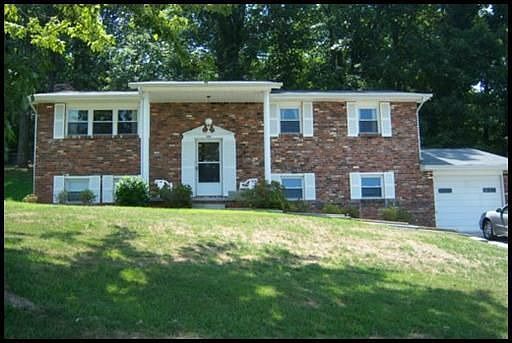 1st image of 10816 Highcliff Dr