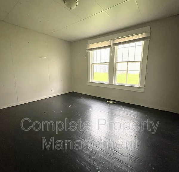 4029 44th Ave N #1 — Photo 5