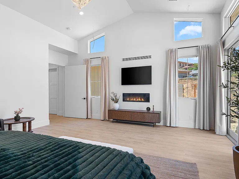 9817 Lorraine Ridge Trl — Photo 45
