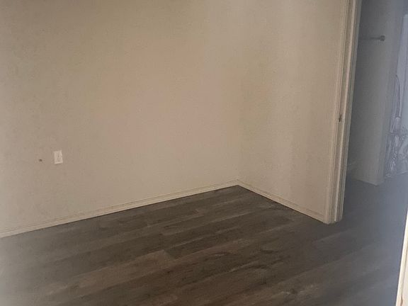 4th image of 3709 Highland Dr