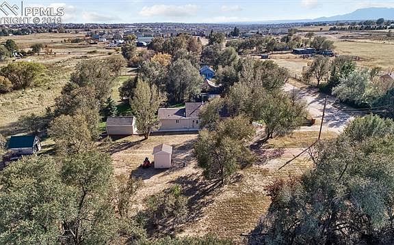 4th image of 7375 Maine Ln