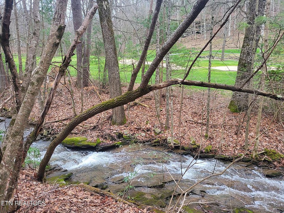 2nd image of 13 Forest Hill Ct