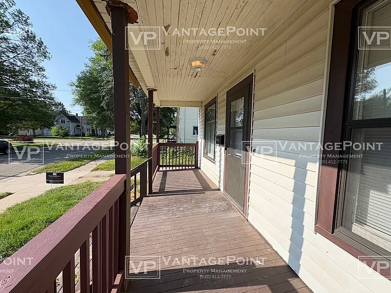 407 N Lafayette St — Photo 17