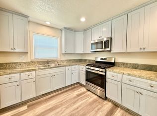 925 Helen Ave, Modesto, CA 95350