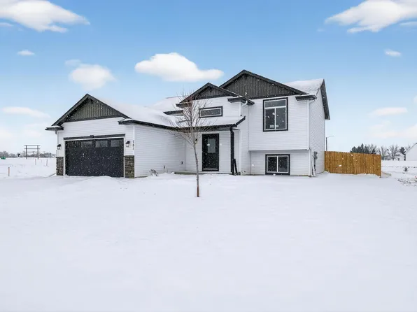 751 South St, Paynesville, MN 56362