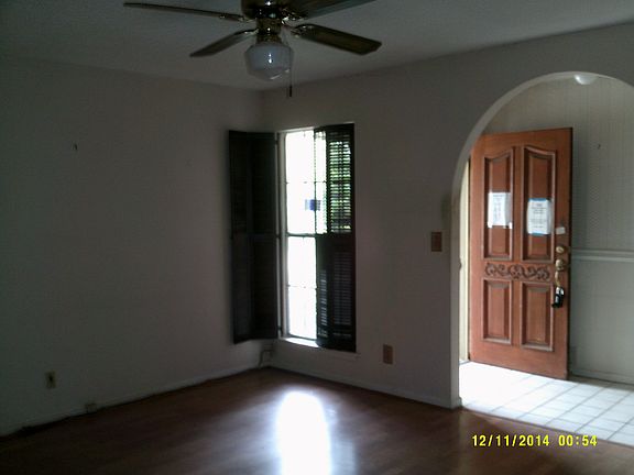 3rd image of 2220 S Whitehouse Cir