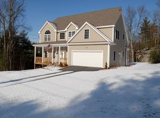 17 Milford Rd, South Grafton, MA 01560