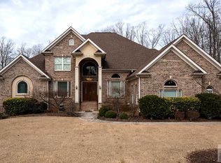 68 Saint Ives Cir, Winder, GA 30680