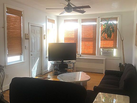 3rd image of 144 Beach 121 St #1R