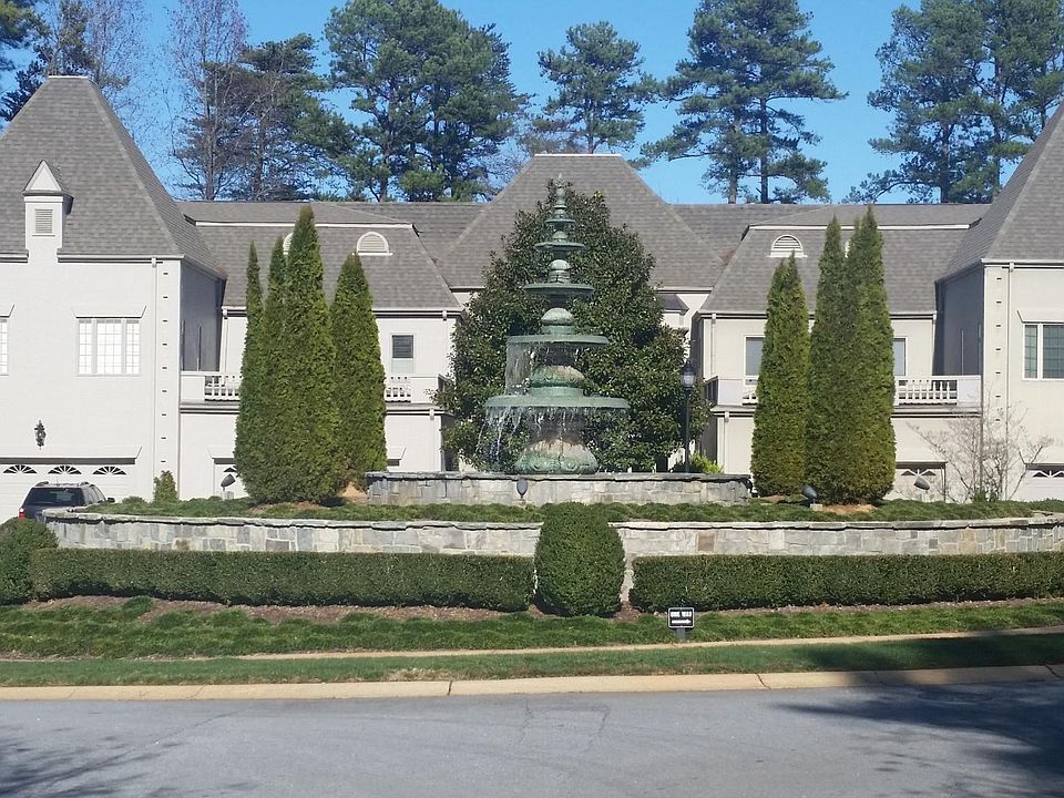Entrance to neighborhood
