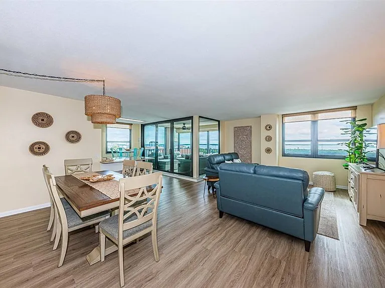 6291 Bahia Del Mar Cir #903 — Photo 10