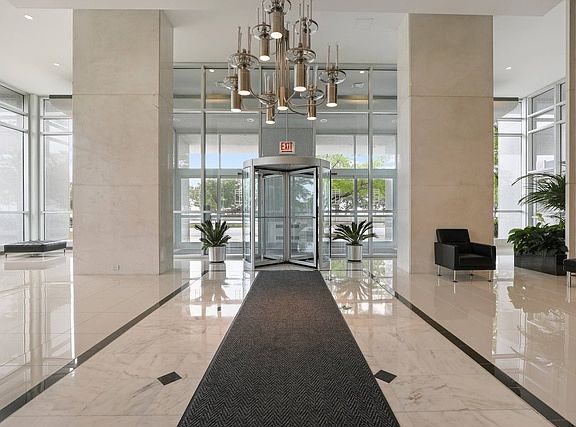 3rd image of 1550 N Lake Shore Dr APT 11E