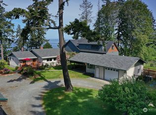 6418 Admiralty Way, Freeland, WA 98249