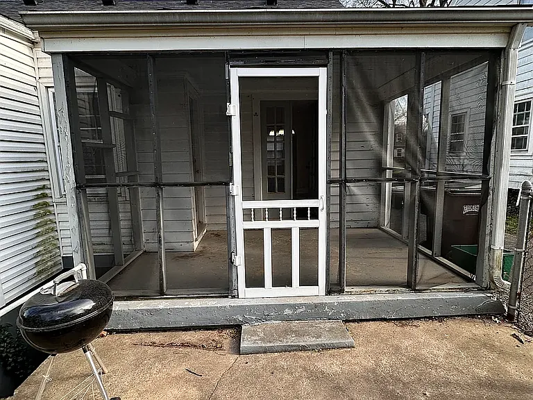 3907 Springhill Rd — Photo 5