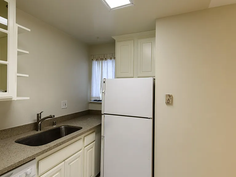 1055 N Capitol Ave #109 — Photo 10