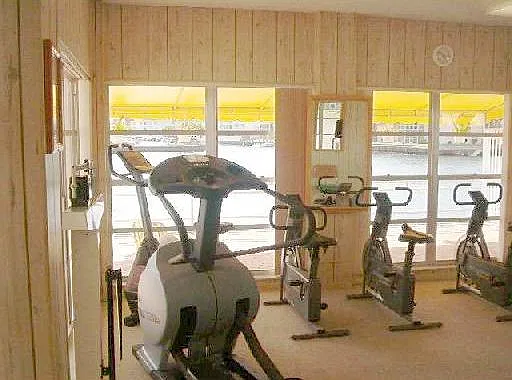 2 bed, 1200 sqft, $2,800 — Photo 3