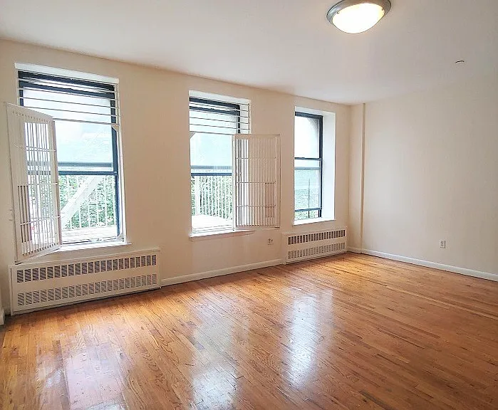 112 W 113th St #2A — Photo 2