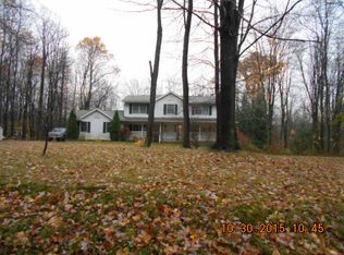 4424 Wayne Rd, Mantua, OH 44255