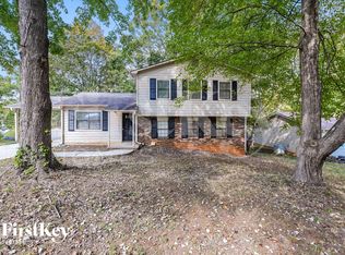 2848 Maple Grove Dr, Rex, GA 30273