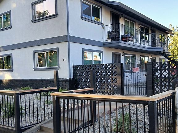 2nd image of 814 2nd St APT 4