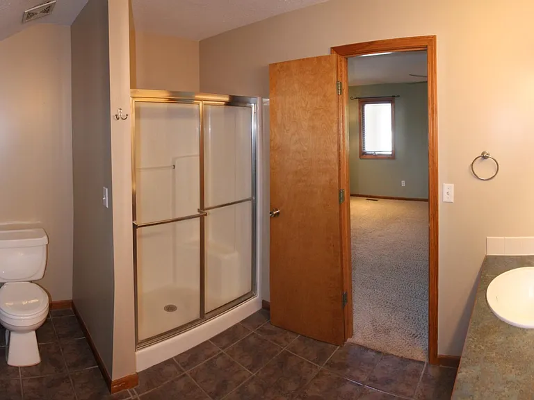 433 Crest Pl — Photo 9