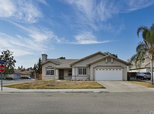 854 Zeppelin Ct, San Jacinto, CA 92582