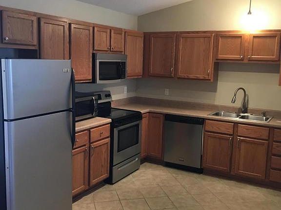 4th image of 715 Greensboro Way #102
