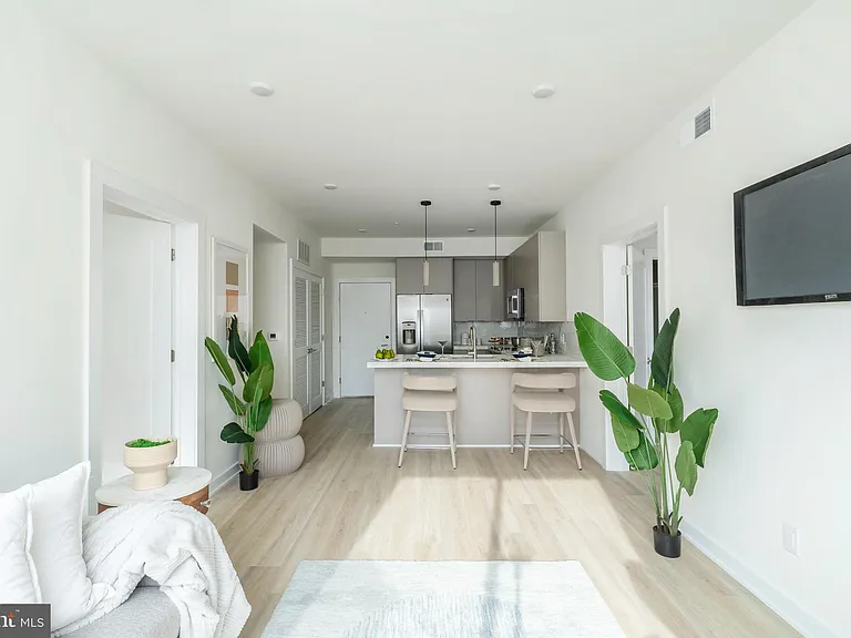 2709 Cecil B Moore Ave #203 — Photo 11
