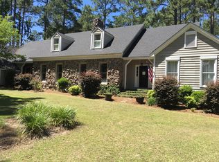 163 Springhill Dr, Tifton, GA 31793