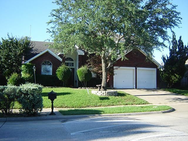 1st image of 1906 High Meadow Dr