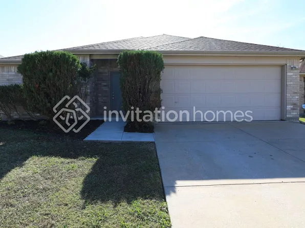 910 Simi Dr, Arlington, TX 76001