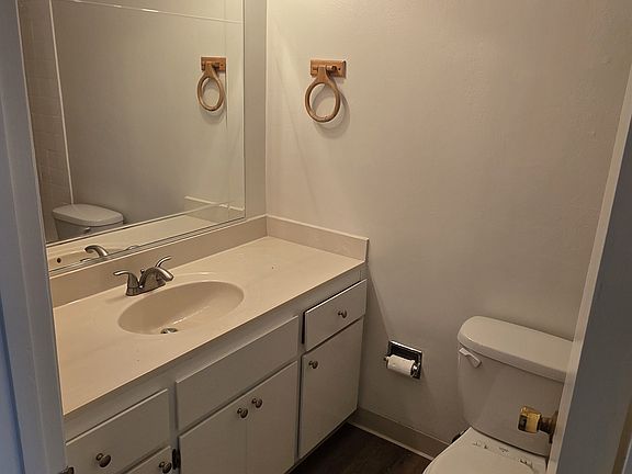 3rd image of 2236 San Antonio Ave #B