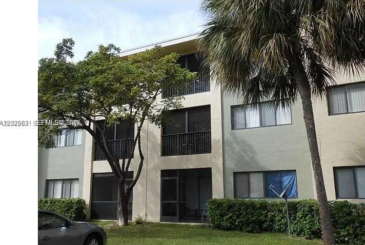 2445 SW 18th Ter #215