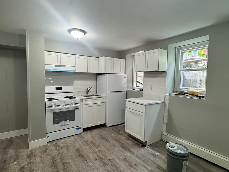 6 Ellsworth Ave #1 — Photo 7