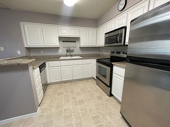 5th image of 2915 N Texas St APT 128
