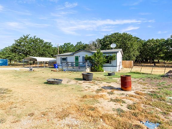 3rd image of 313 Hogan Ln