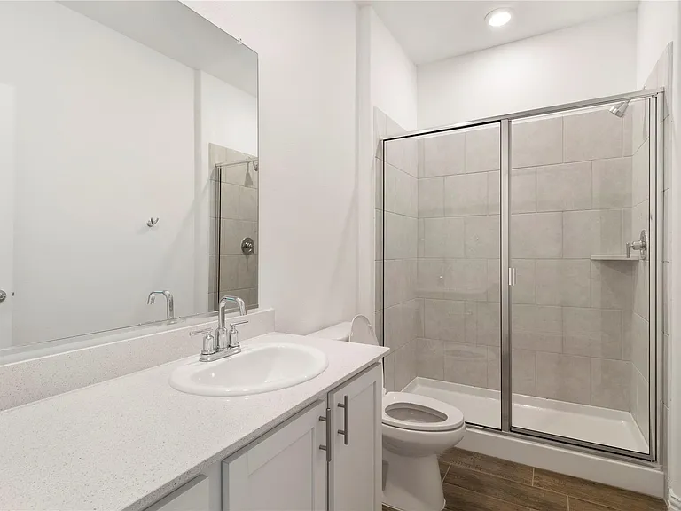 1808 Roadrunner Dr — Photo 9