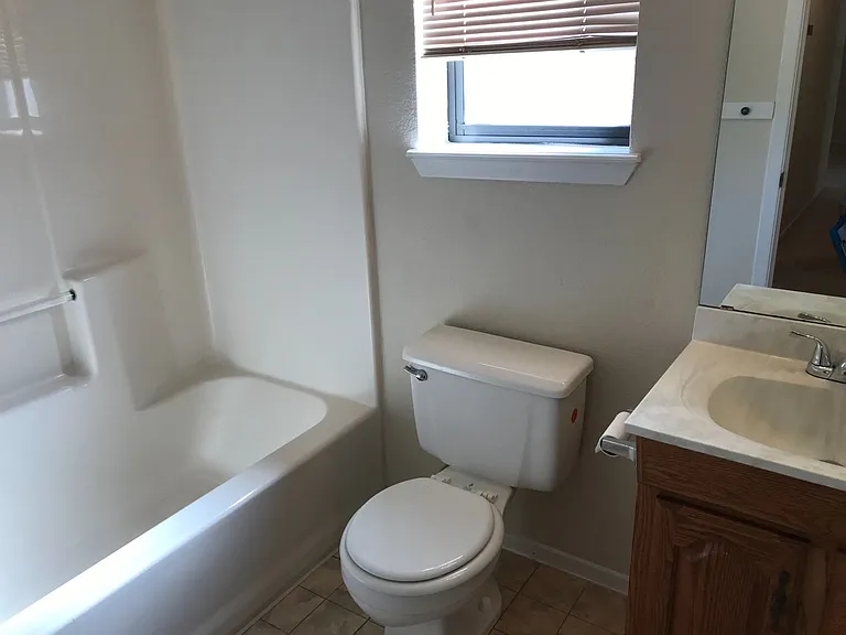 1633 Chachalaca Ln — Photo 11