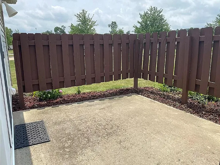 651 Sturbridge Dr #28 — Photo 15
