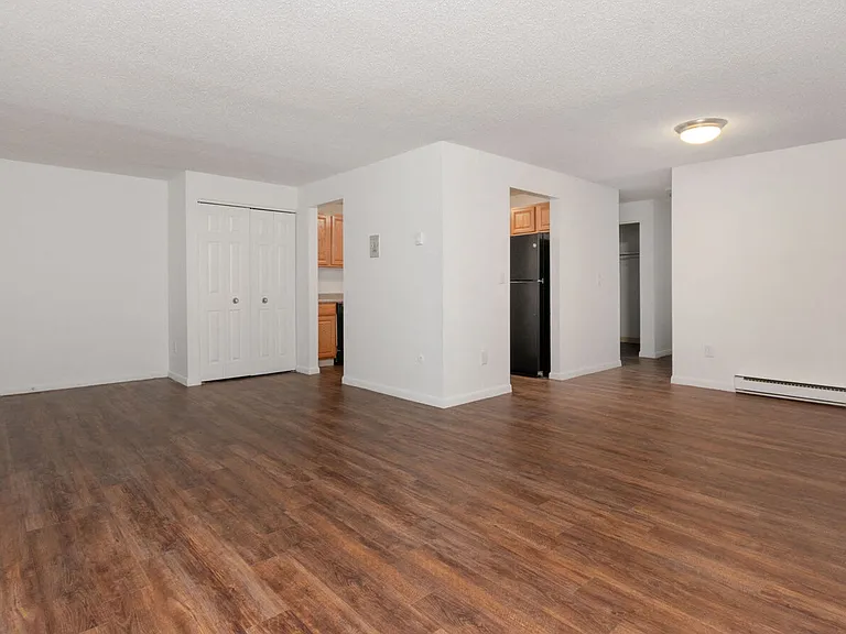 South Winds Apartments — Photo 46