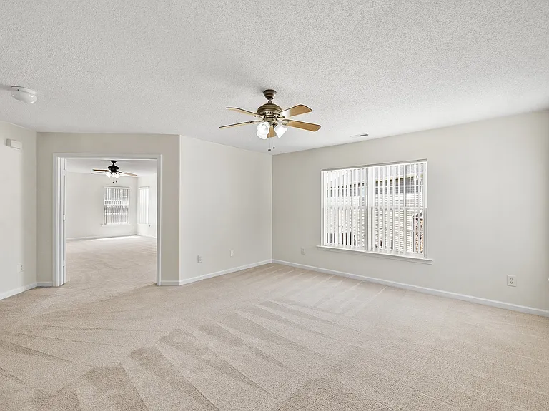 6571 Guard Hill Dr — Photo 31