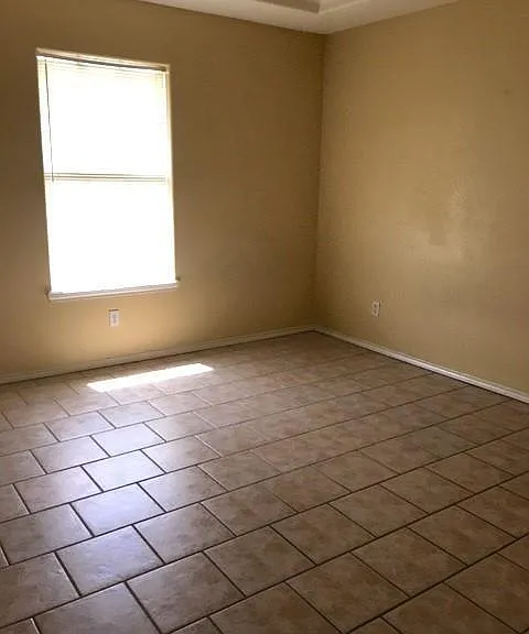 3612 W Zelma St #2 — Photo 7