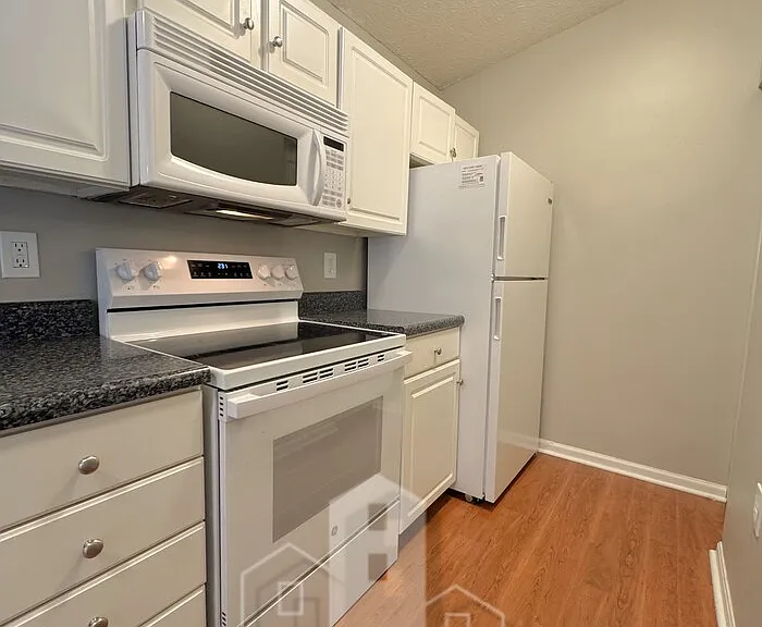 6829 Meadow Creek Dr #208 — Photo 6