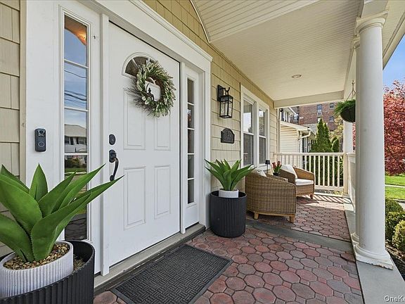 3rd image of 130 Wellington Road
